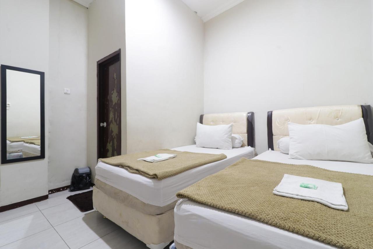 Hotel Omah Ampel Syariah Σουραμπάγια Εξωτερικό φωτογραφία